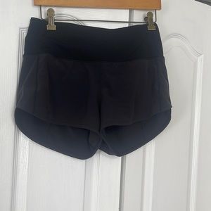 Lululemon hotty hot high rise 2.5